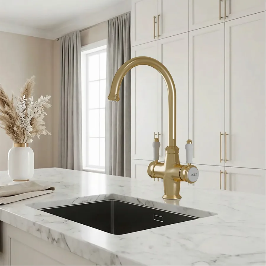 Fohen Sterling 3-in-1 in Brushed Brass
